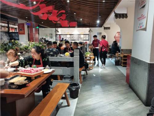 加强源头管控 注重过程管理 洛阳火锅餐饮企业节源有道