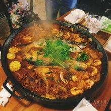 君唯餐饮管理 专业市场，精品供应商新标杆
